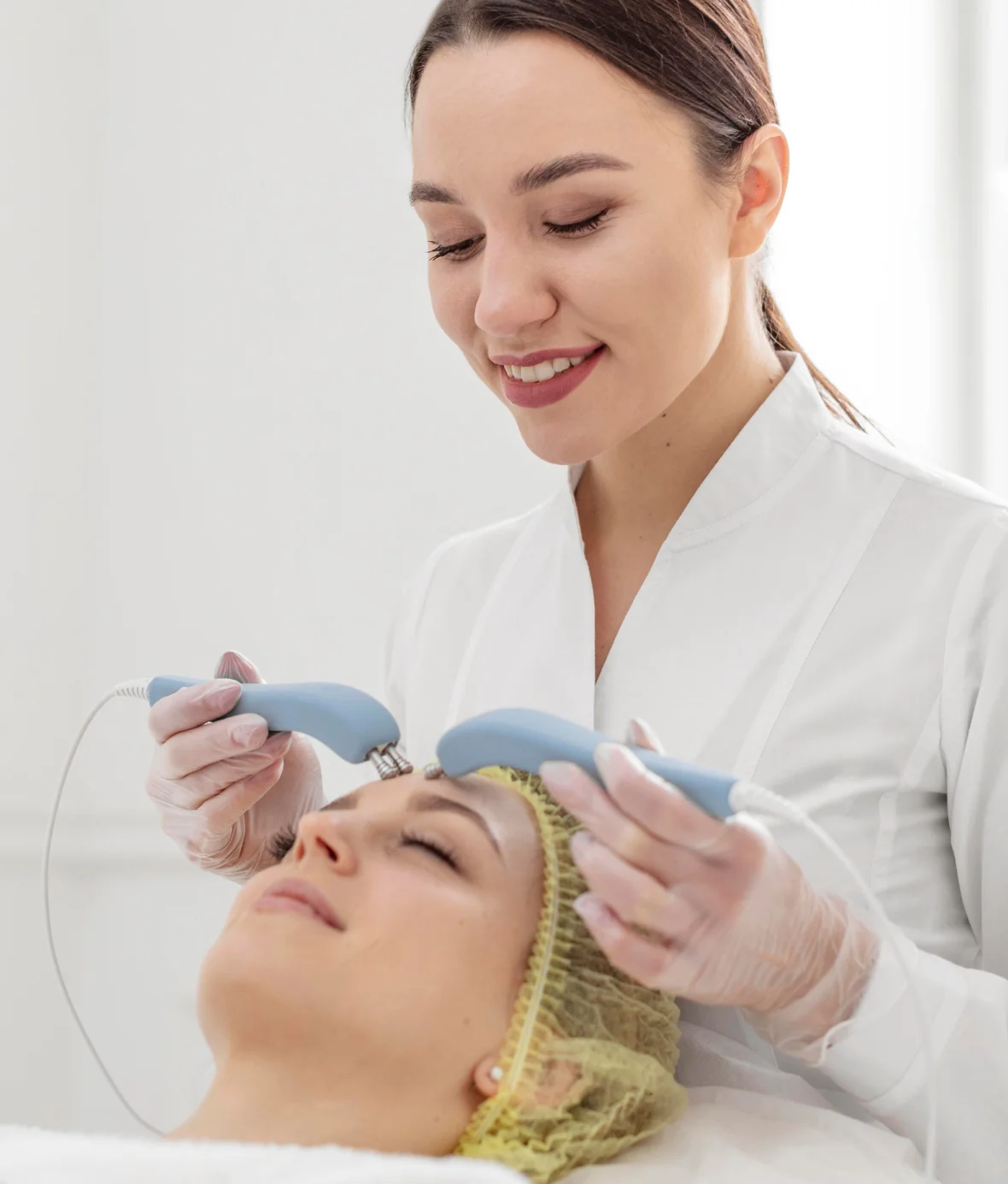 Aesthetic Treatment Procedures at Villanova Clinic